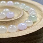 A57K 卡9*6mm 天然缅甸翡翠A货散珠浅冰紫绿鼓珠 22.5$ 一颗 · 白色 - Image 5